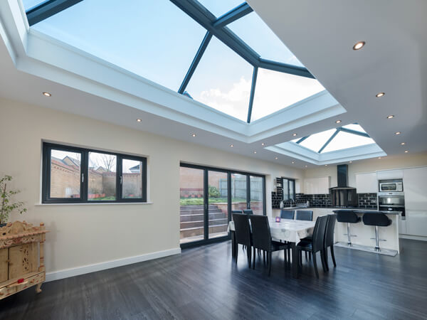 Flat Roofs & Skylights